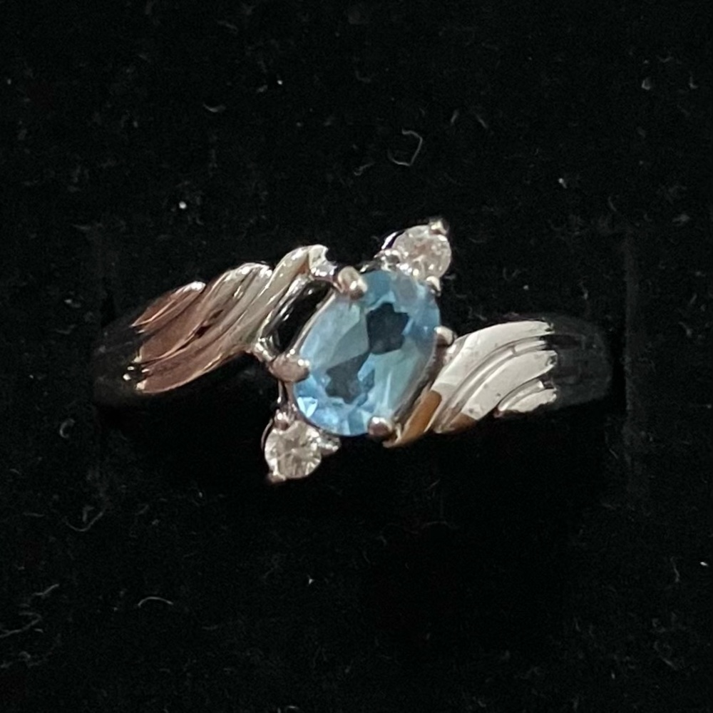 Sterling Silver 925 Aquamarine Bypass Ring